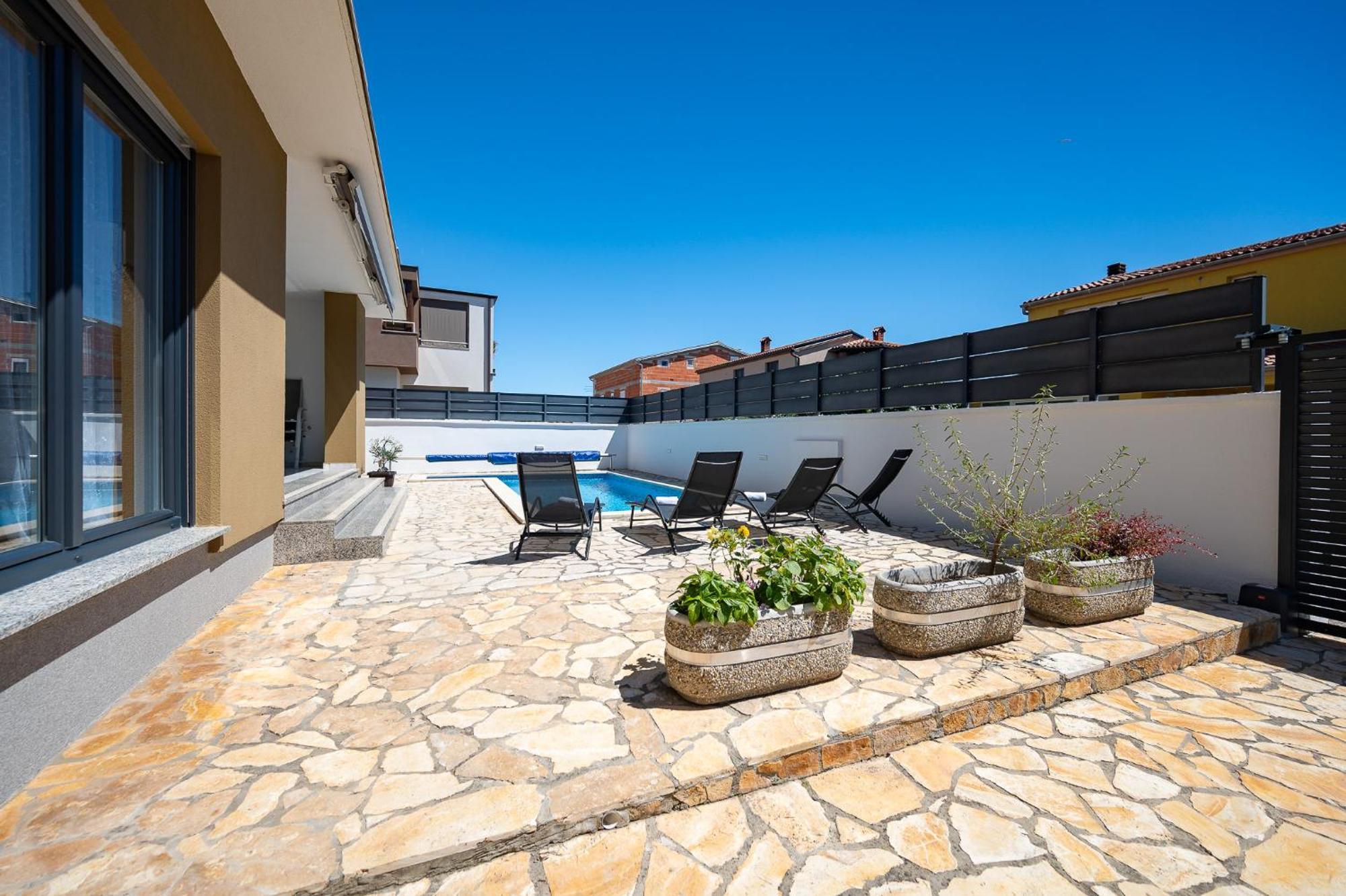 Villa Sunce Pula Exteriör bild