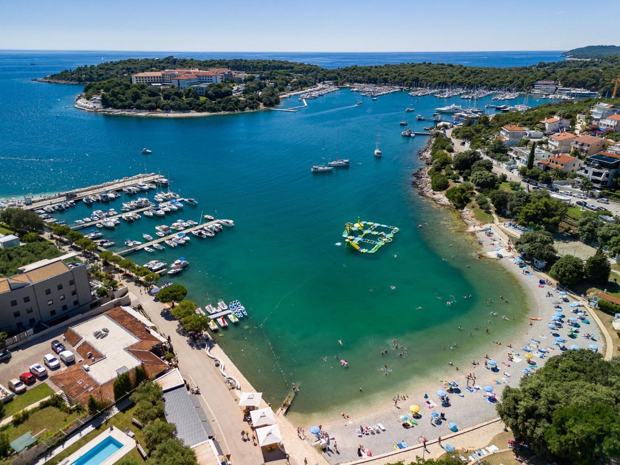 Villa Sunce Pula Exteriör bild